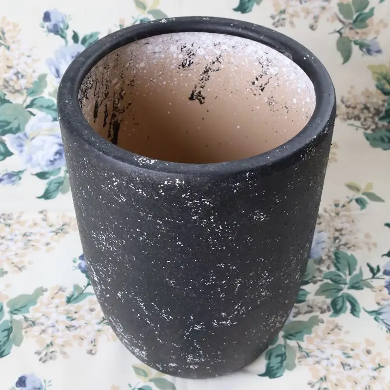 cosmic-ash-cylinder-vase