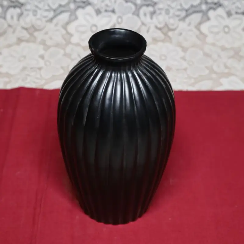 rustic-bloom-vase